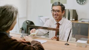 ניהול גוגל ביזנס עבור סניפי בנק